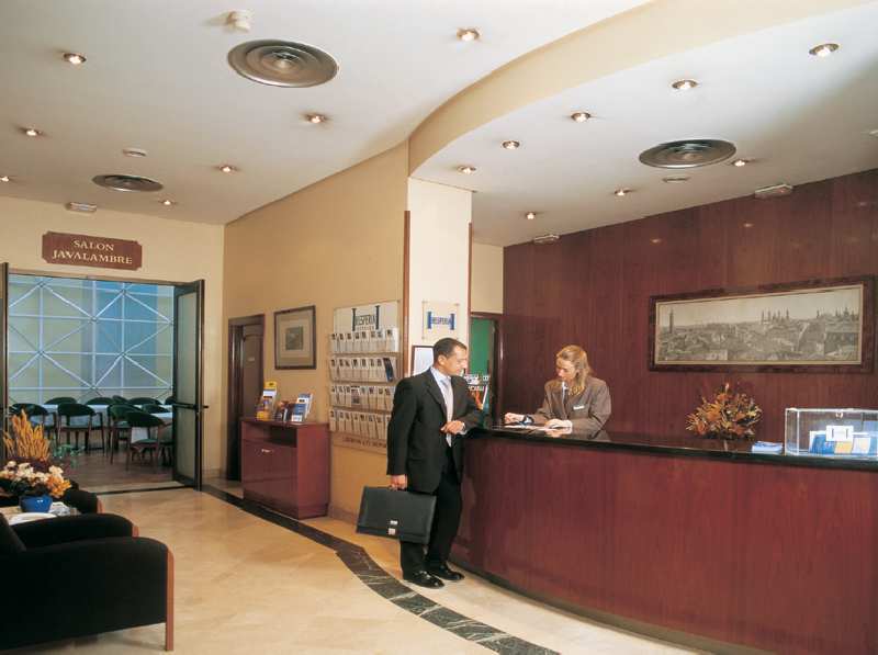 מלון Hesperia Zaragoza Centro מראה פנימי תמונה