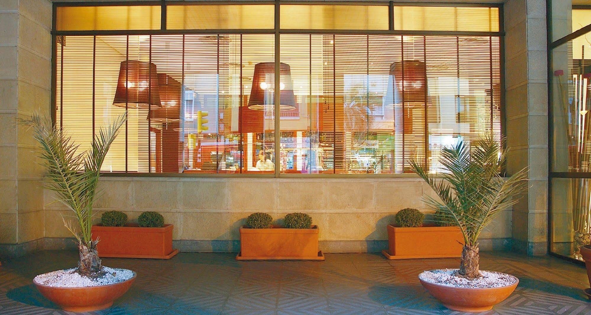 מלון Hesperia Zaragoza Centro מראה חיצוני תמונה